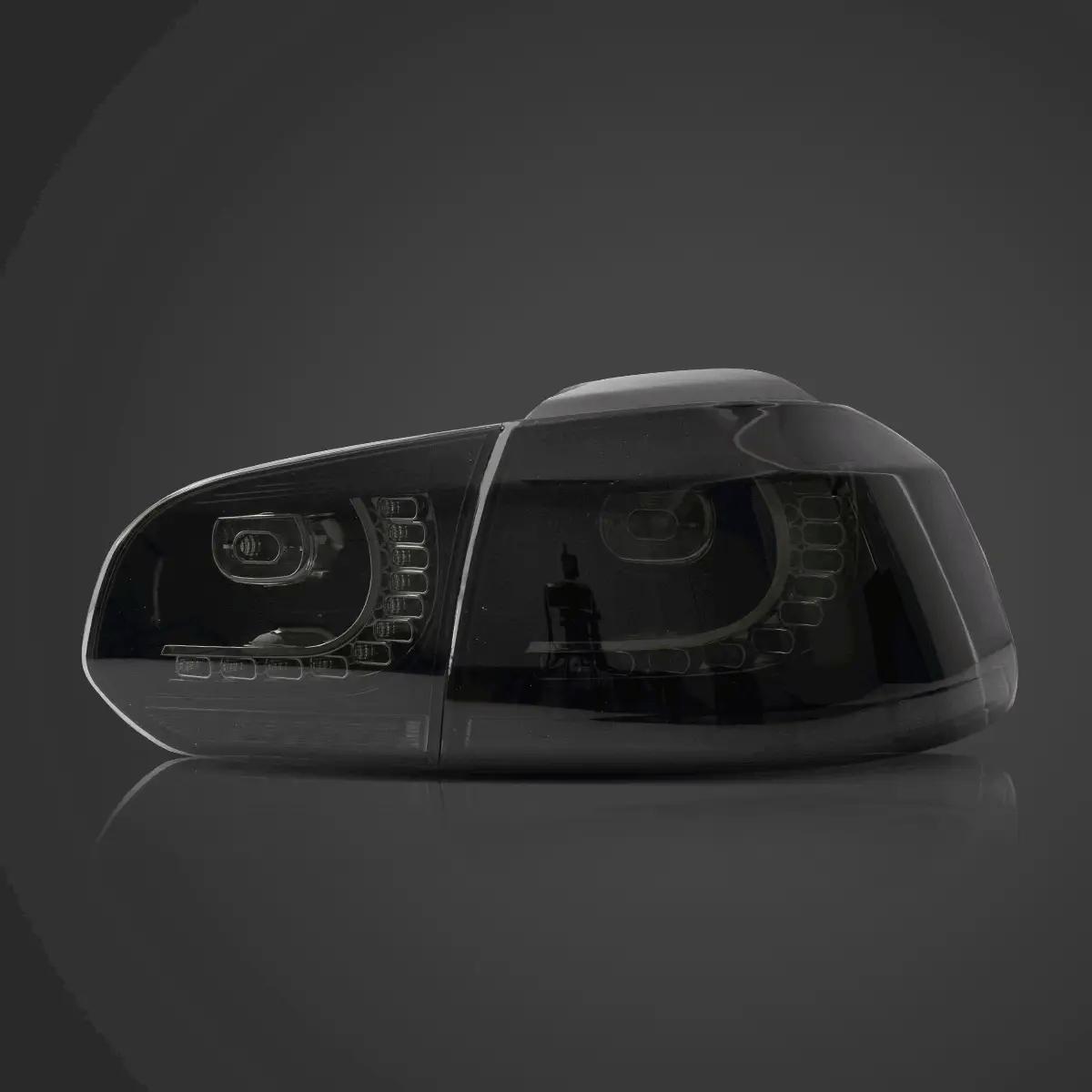08-12 VW Golf Mk6 Vland LED galiniai žibintai su dinaminiais posūkio signalais [E-mark]